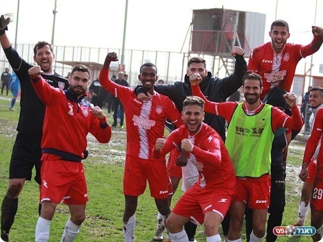 שחקני איכסל. יחזרו עם נקודות מכפר כנא? (דאפר מחאמיד)